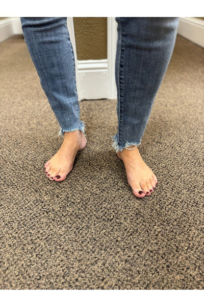 Taytum Judy Blue Mid Rise Jeans