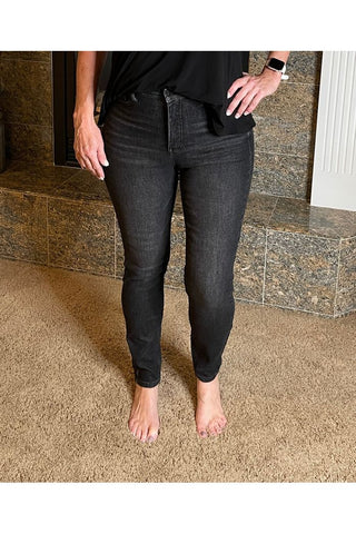 Evelynn Tummy Control Black Wash Judy Blue Jeans